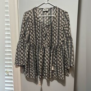 Show Me Your MuMu / Snake Print Wide Sleeve Blouse
